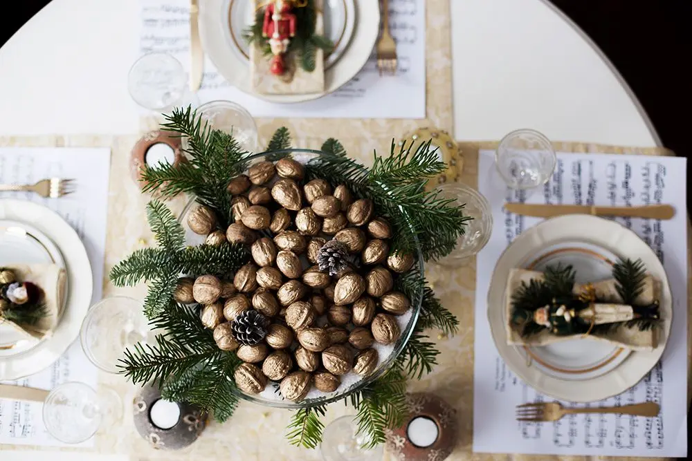 Новогодняя сервировка "Щелкунчик"