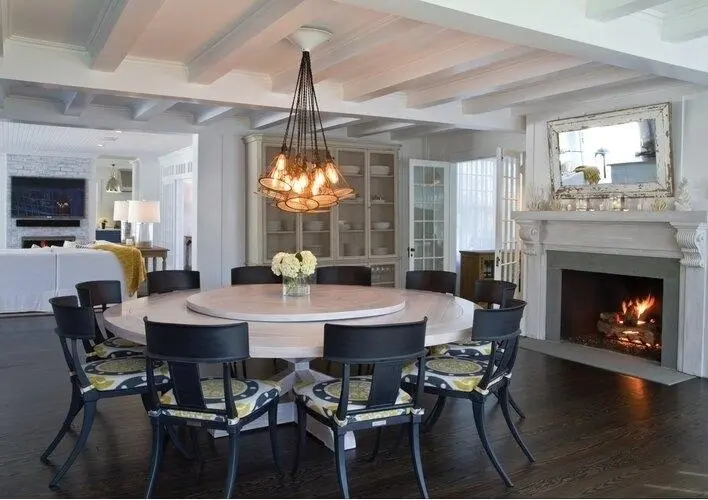 Современный деревенский дизайн столовой.jpeg