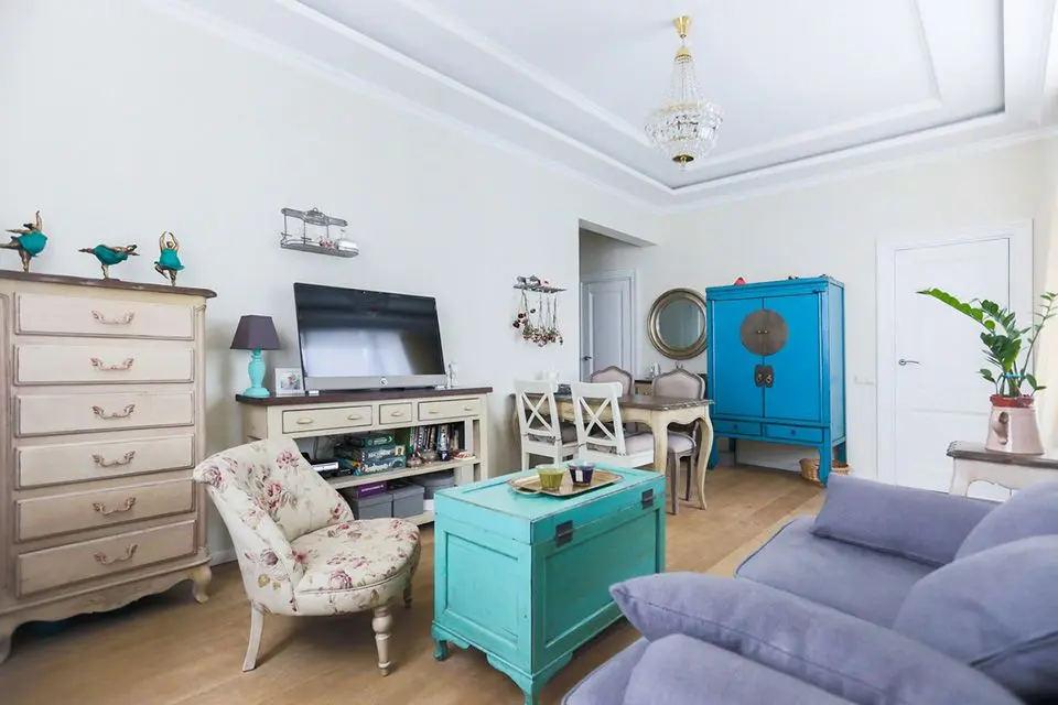 Синий в интерьере