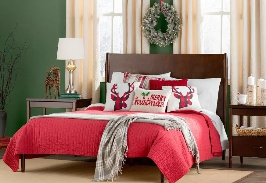 Традиционный рождественский декор.jpeg