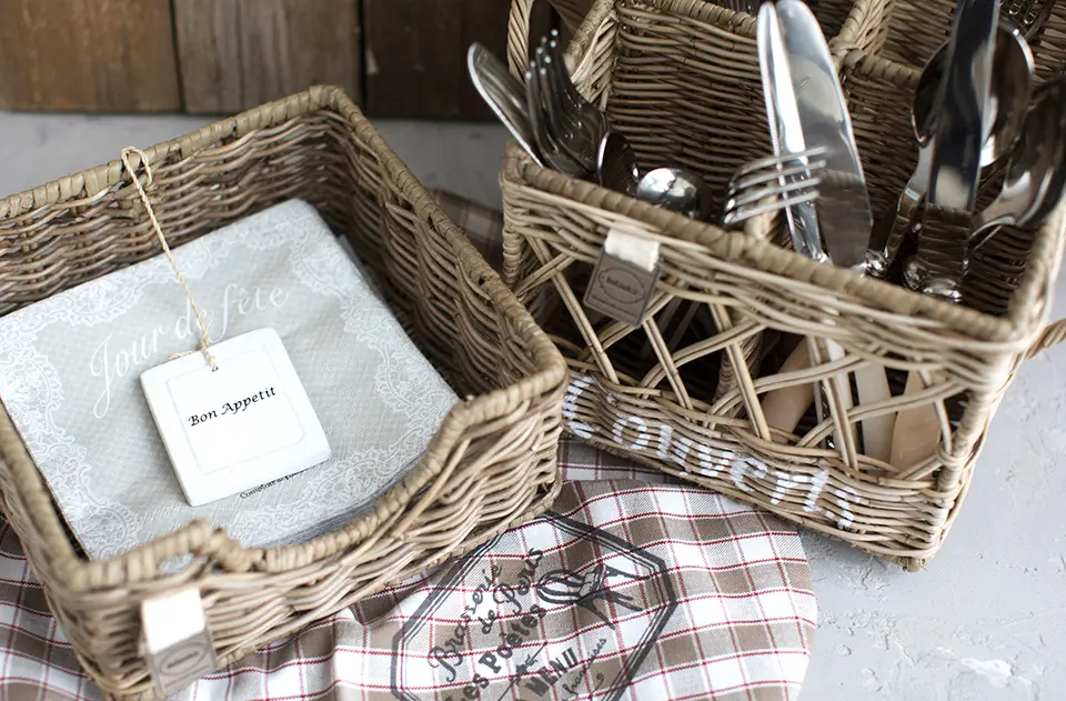 Лоток для столовых приборов Ротанг бежевый