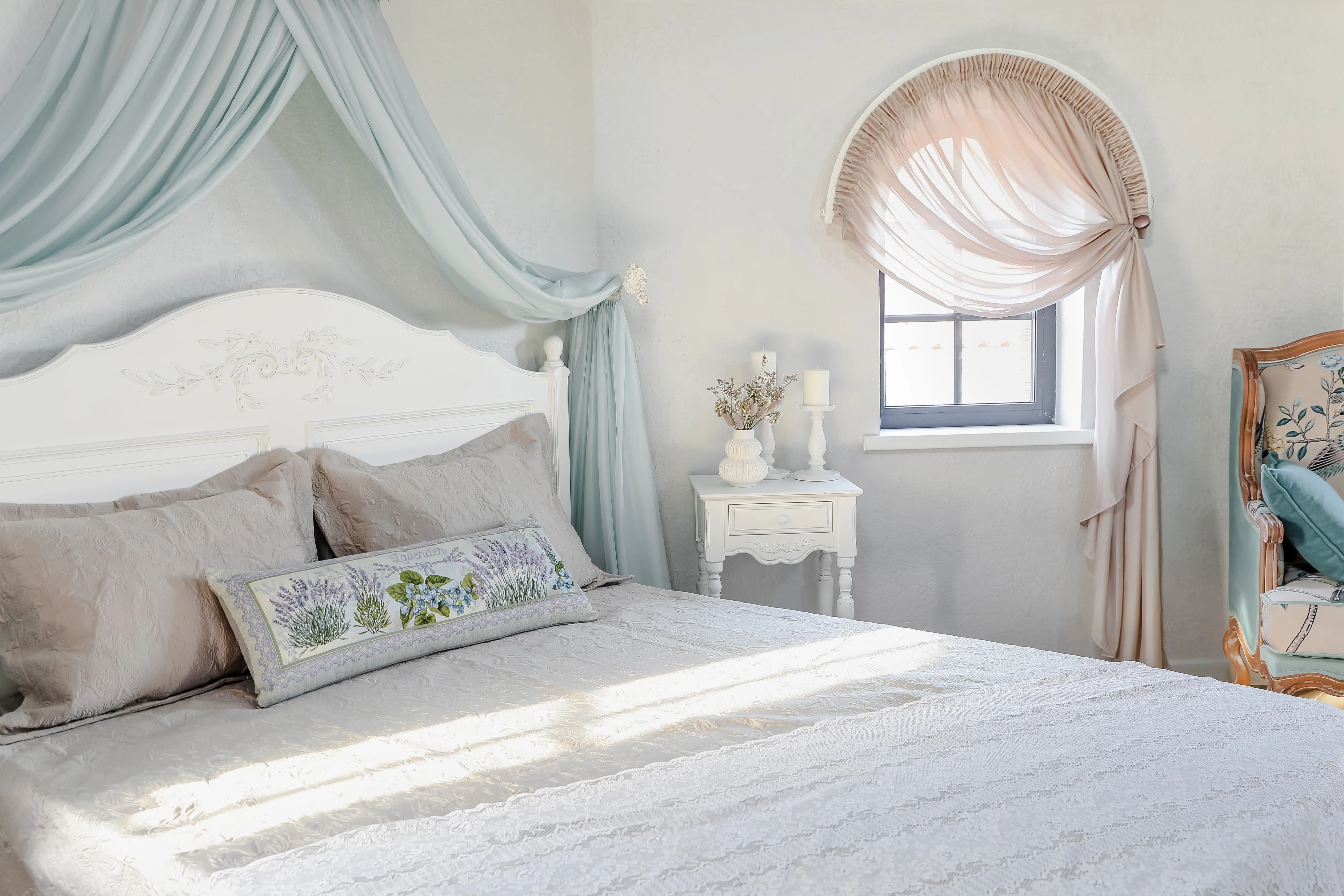 Весенне-летний декор спальни Инлавка, inlavka.ru