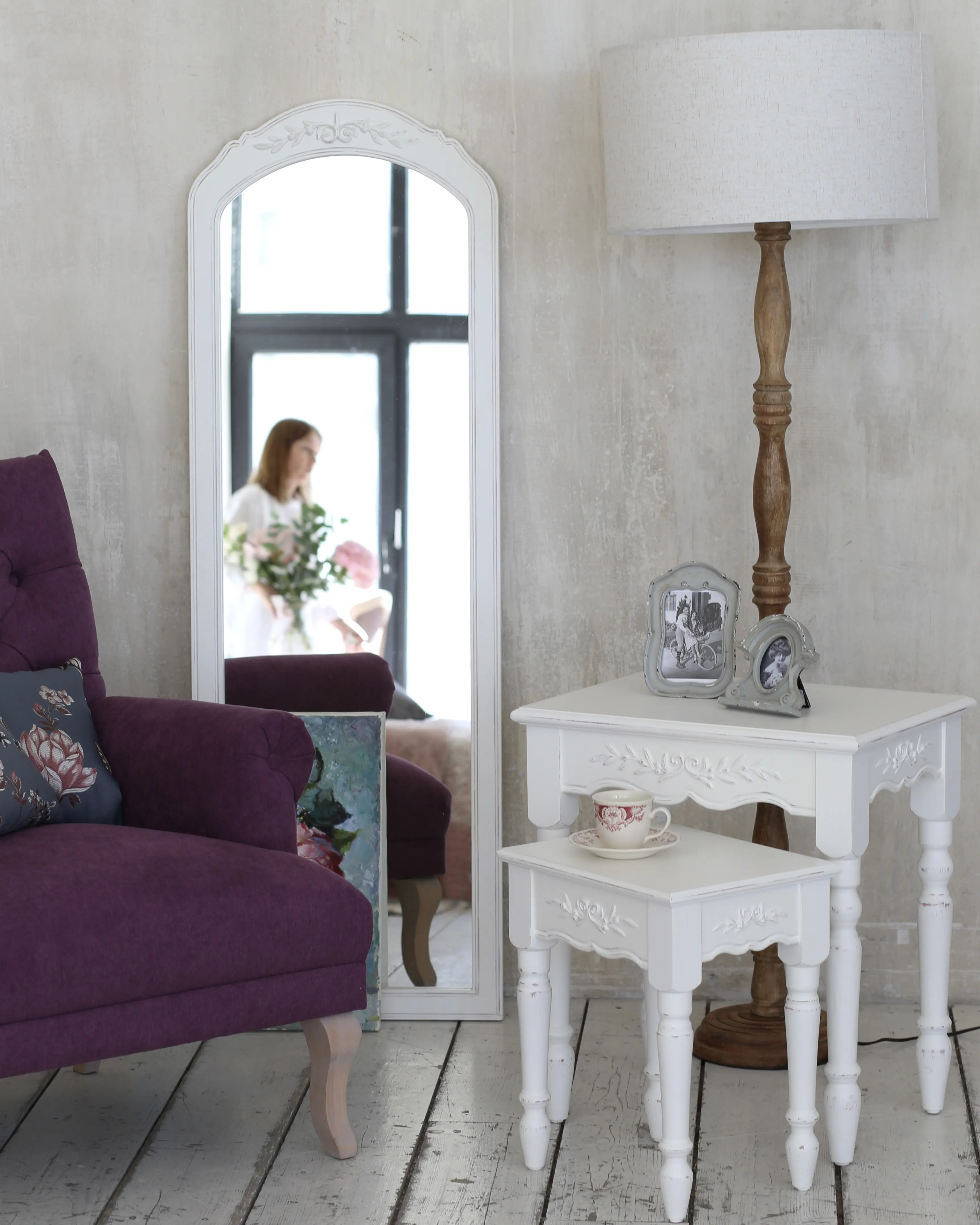 Уголок для чтения с ярким креслом Инлавка, inlavka.ru