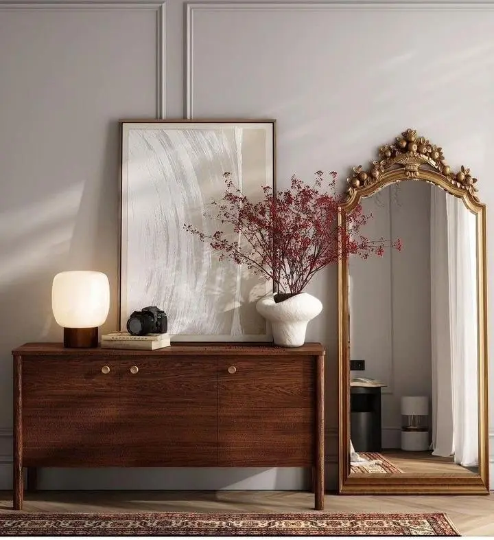 Тумба из массива темного дерева