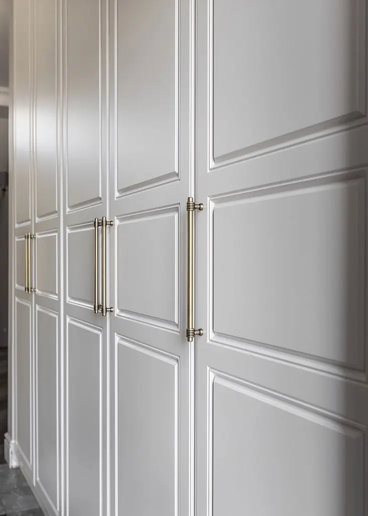 Шкаф с филенчатыми фасадами из МДФ