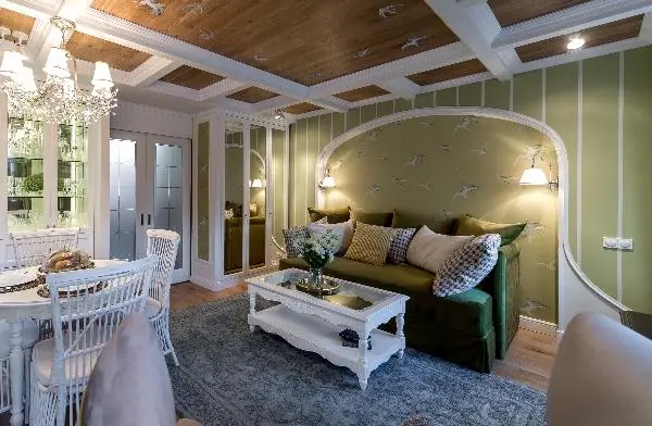 Гостиная в зеленых тонах с ласточками Инлавка, inlavka.ru