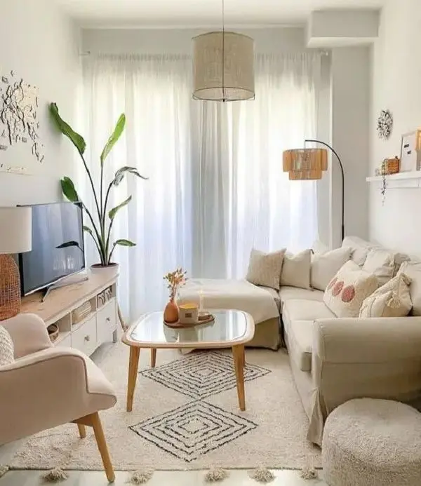 Миниатюрная светлая гостиная