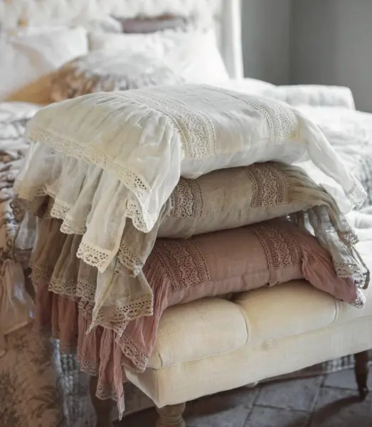 Подушка декоративная PROVENZIALE ROMANTIC LACE белая