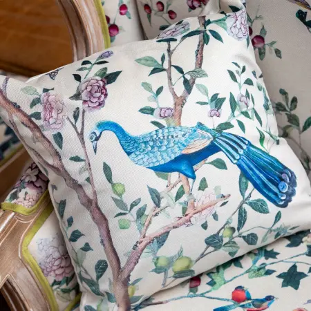 Подушка декоративная «Императорский сад», версия 3