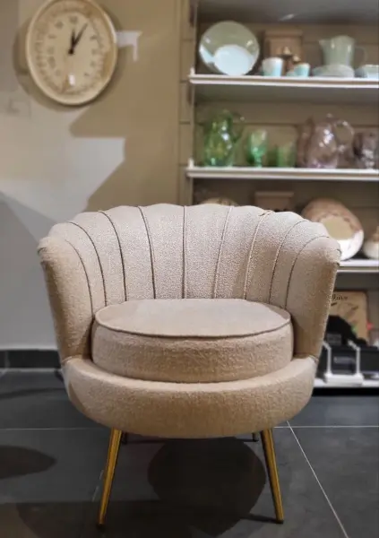 Кресло Ракушка бежевое