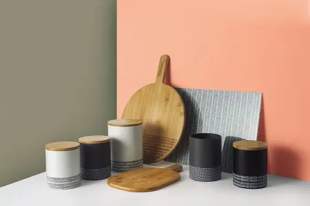 Емкость для хранения monochrome большая белая 2 л