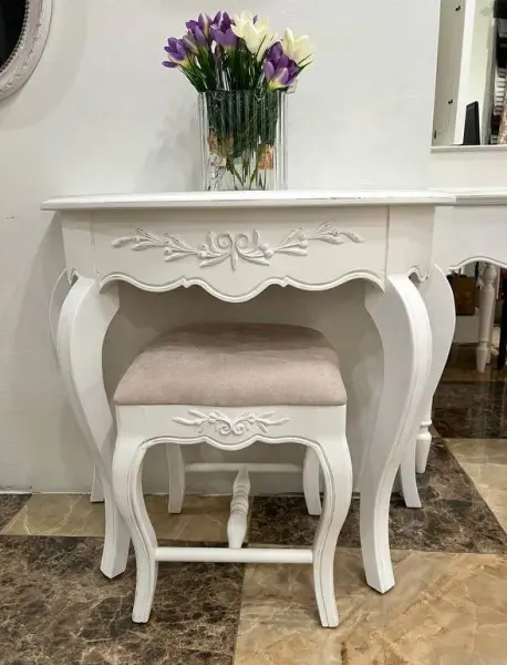 Консоль полукруглая Марсель молочно-белого цвета