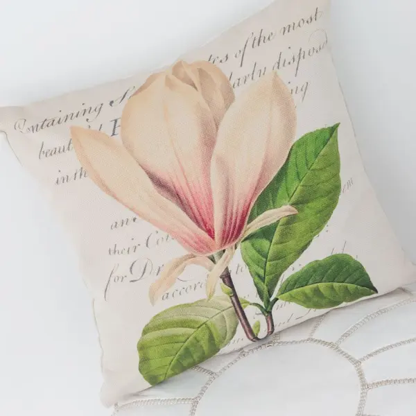 Декоративная подушка «Магнолия», версия 7