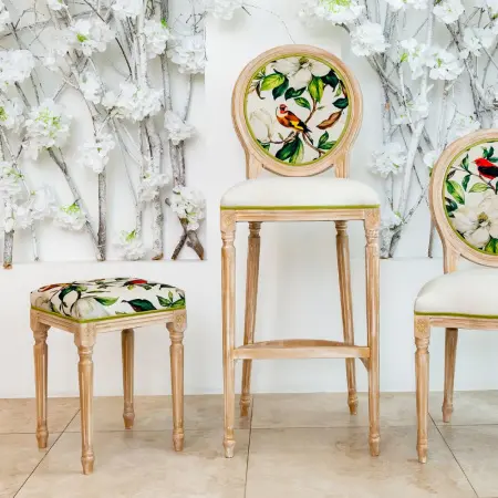 Барный стул «Цветущая аристократка» (лайт голд), версия 1