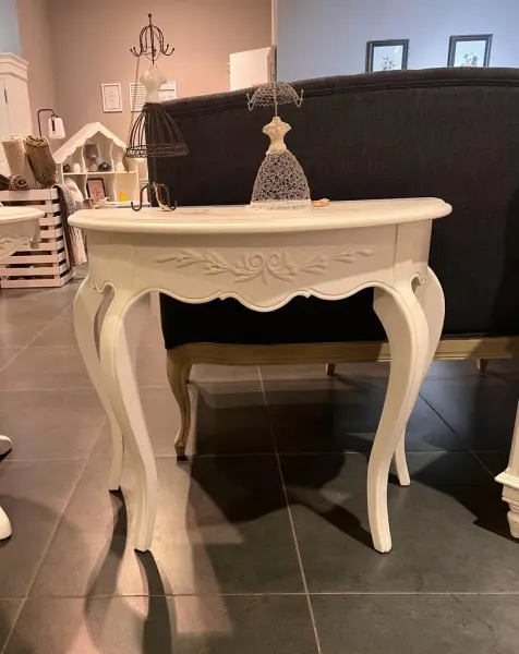 Консоль полукруглая Марсель молочно-белого цвета