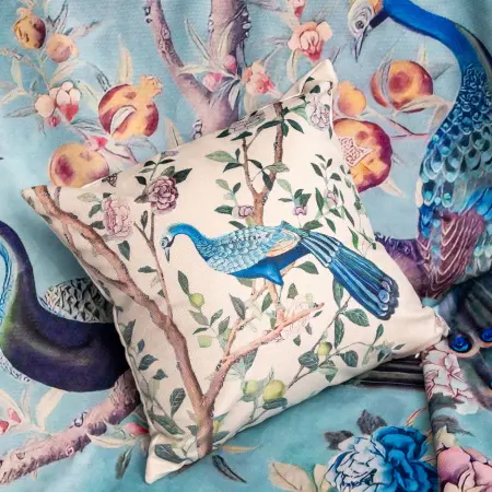 Подушка декоративная «Императорский сад», версия 3