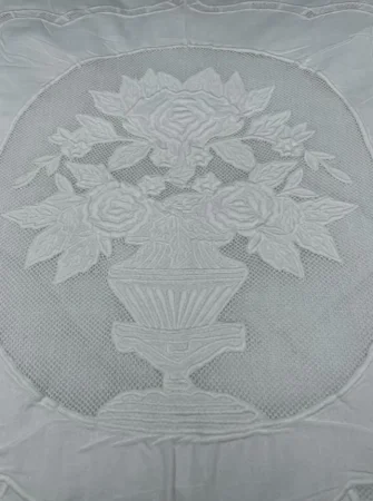 Подушка декоративная с вышивкой и оборкой PROVENZIALE квадратная белая