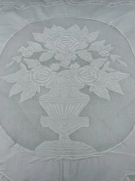 Подушка декоративная с вышивкой и оборкой PROVENZIALE квадратная белая