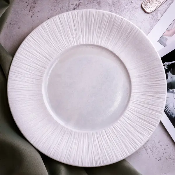 Тарелка d 22,8 см h 2,7 см, Boletus