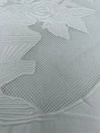 Подушка декоративная с вышивкой и оборкой PROVENZIALE квадратная белая