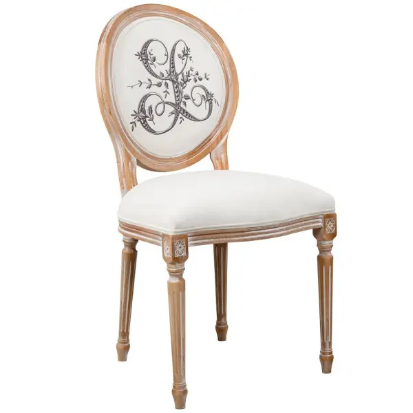 Стул «Монограмма буквы L»