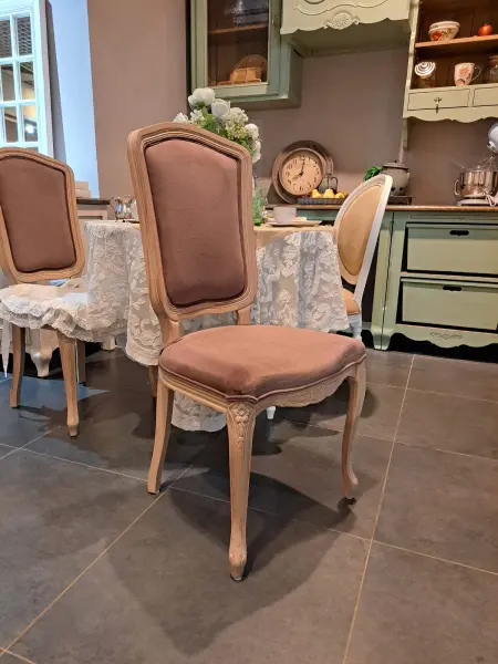 Стул Лорд экспозиция