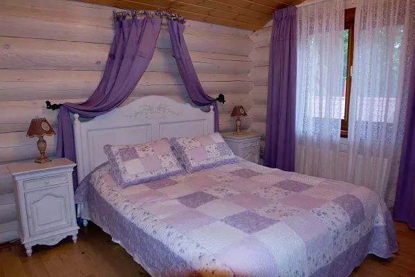 Лавандовая спальня в стиле Прованс