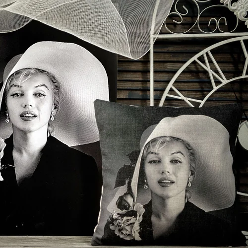 Арт-подушка «New Look», версия 1