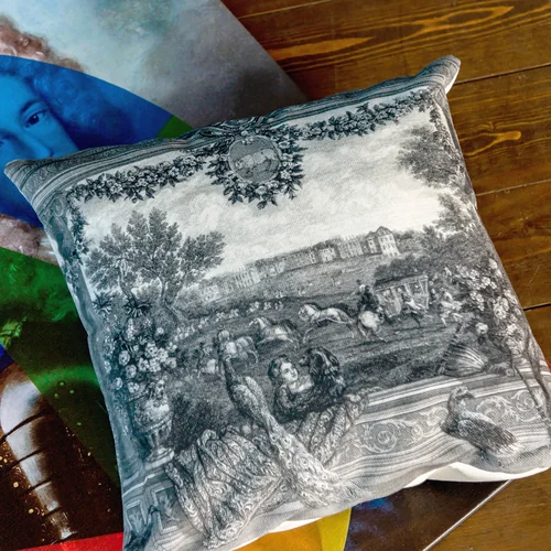 Арт-подушка «Версаль»