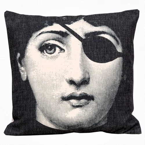 Арт-подушка «Лина», версия «Маскарад»