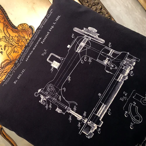 Арт-подушка «Патент на швейную машину»