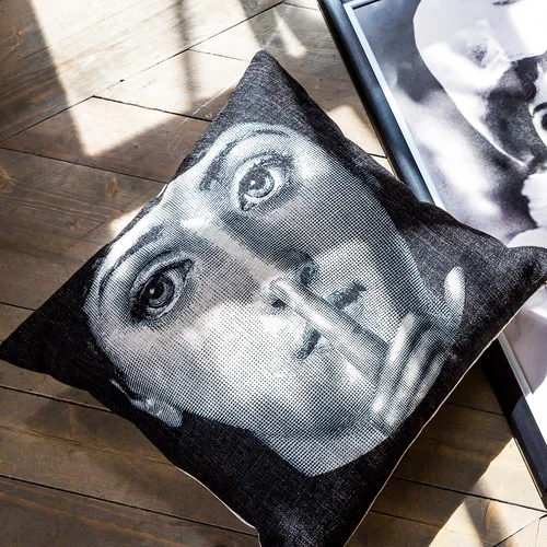 Арт-подушка «Лина», версия «Секрет»