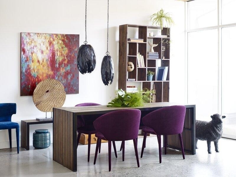 Фиолетово-коричневый дизайн столовой.jpeg