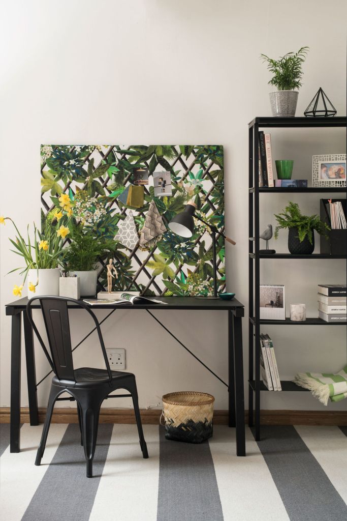 Add-floral-touches-to-your-home_home-office.jpeg