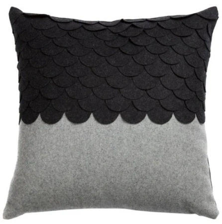Подушка c узором Marbella Dark Gray 3