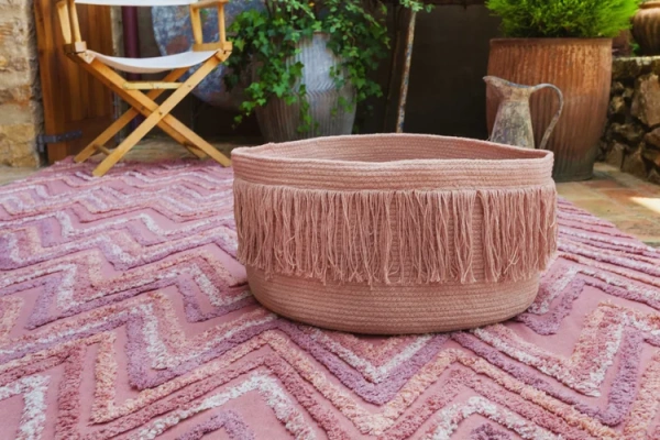 Корзина для игрушек нюдовая с бахромой 25х45 см Сахара