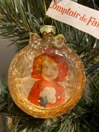 Фигурка подвесная малая Новогодняя сценка (девочка)