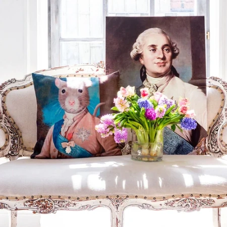Арт-подушка «Музейный экспонат», версия 49 «Людовик XVI»