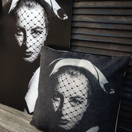 Арт-подушка «New Look», версия 5