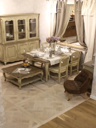 Кресло маленькое коричневое со стяжкой Amelie French Country Chair
