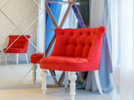 Кресло мягкое с фигурными ножками микровелюр фиолетовое Sophie Tufted Slipper Chair