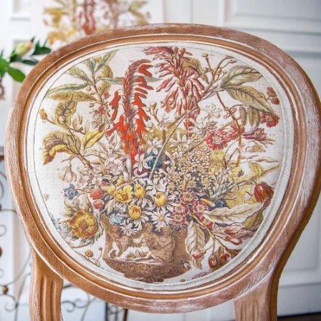 Стул «12 месяцев цветения», версия Январь