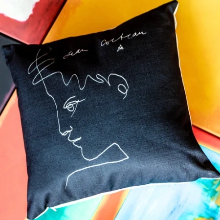 Арт-подушка «Автопортрет»