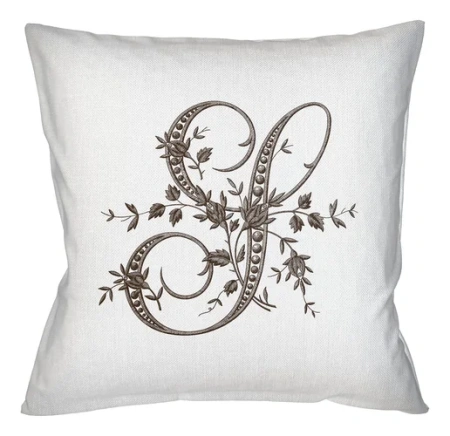 Арт-подушка «Монограмма буквы S»