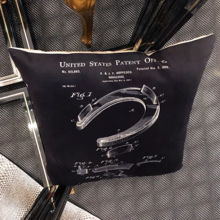 Арт-подушка «Патент на подкову»