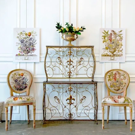 Стул «12 месяцев цветения», версия Январь