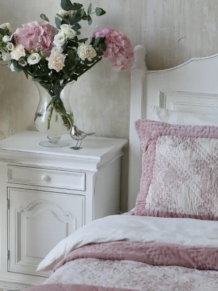 Подушка декоративная  VINTAGE VELVET квадратная розовая